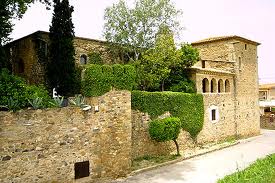 Hoteles cerca de Casa-Museo Castillo Gala Dalí - Guía de ocio GERONA