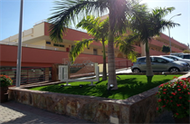MARINA ELITE RESORT - Hotel cerca del Hesperia Playa Dorada - Pitch & Putt