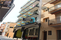 HOTEL SANTA FAZ - Hotel cerca del Las Rejas Open Club Benidorm