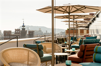 MOTEL ONE BARCELONA-CIUTADELLA - Hotel cerca del Restaurante El vaso de oro