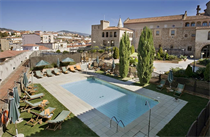 Parador de Plasencia - Hotel cerca del GALISTEO GOLF