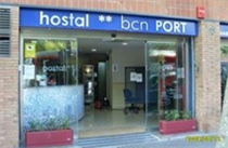 HOSTAL BCN PORT - Hotel cerca del Hamburguesería Kiosko