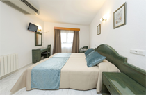 MARI - Hotel cerca del Aeropuerto de Ibiza San José