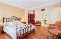 CONDESA DE CHINCHON - Hotel cerca del Parque Warner