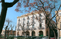 PORT PLAZA APARTMENTS - Hotel cerca del Barrio El Serrallo