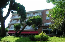 HOTEL ALCAZAR - Hotel cerca del Real Golf Club de San Sebastian