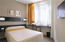 BLU HOTEL PAMPLONA - Hotel cerca del Aeropuerto de Pamplona Noáin