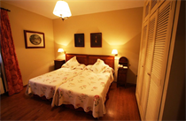 CASONA DEL BUSTO - Hotel cerca del Los Balagares Golf