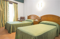AZULINE HOTEL GALFI - Hotel cerca del Aeropuerto de Ibiza San José