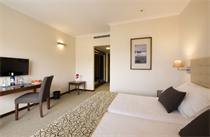EL TOPE - Hotel cerca del Golf La Rosaleda